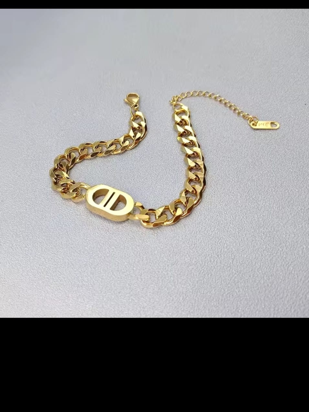 Gold Chain Link Bracelet with Signature Oval Accent - Women Accessories